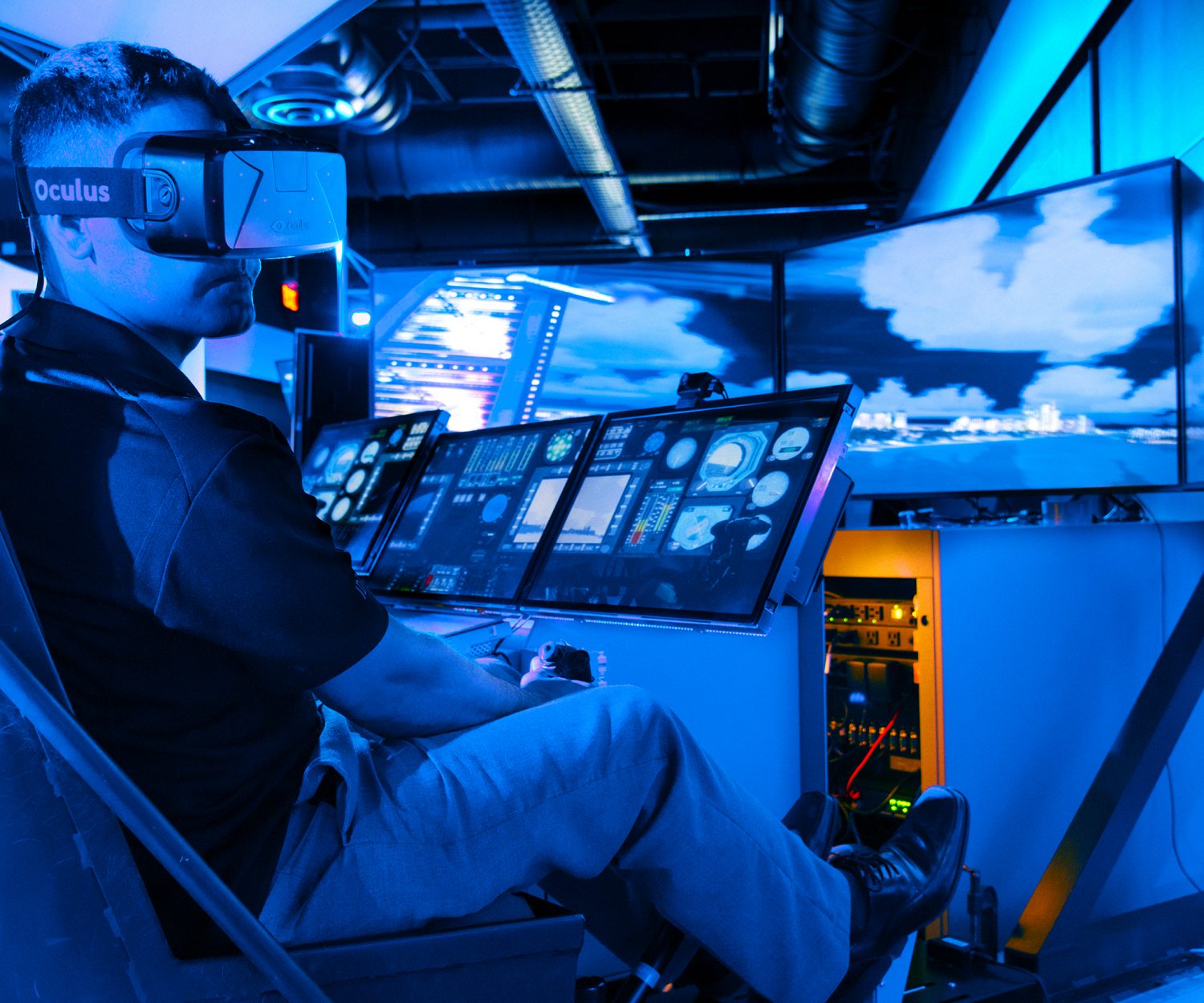 Shawn Muir demonstrates the Multi-Function Training Aid (UH-60 Configuration) with Oculus Rift goggles at Lockheed Martin in Orlando April 11, 2016


